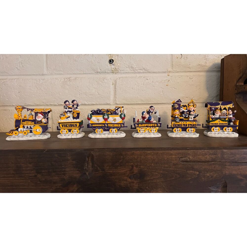 Minnesota Vikings Christmas Express 6-Piece Holiday Train Set